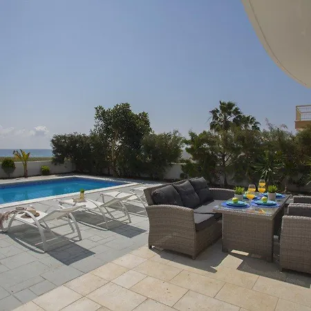 Imagine Renting This Luxury Larnaca 04 Mazotos