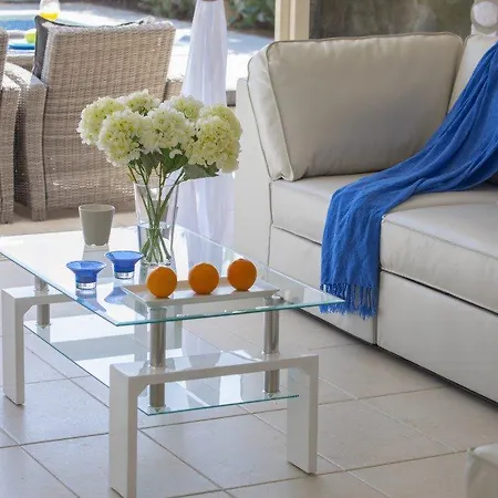 Imagine Renting This Luxury Larnaca 04 Villa