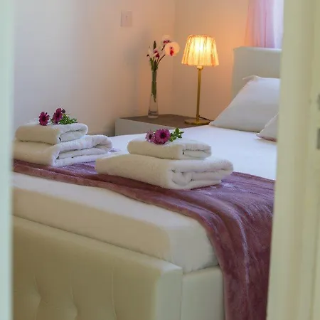 Imagine Renting This Luxury Larnaca 04 * Mazotos