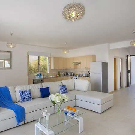 Villa Imagine Renting This Luxury Larnaca 04