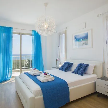 Imagine Renting This Luxury Larnaca 04 וילה מזוטוס